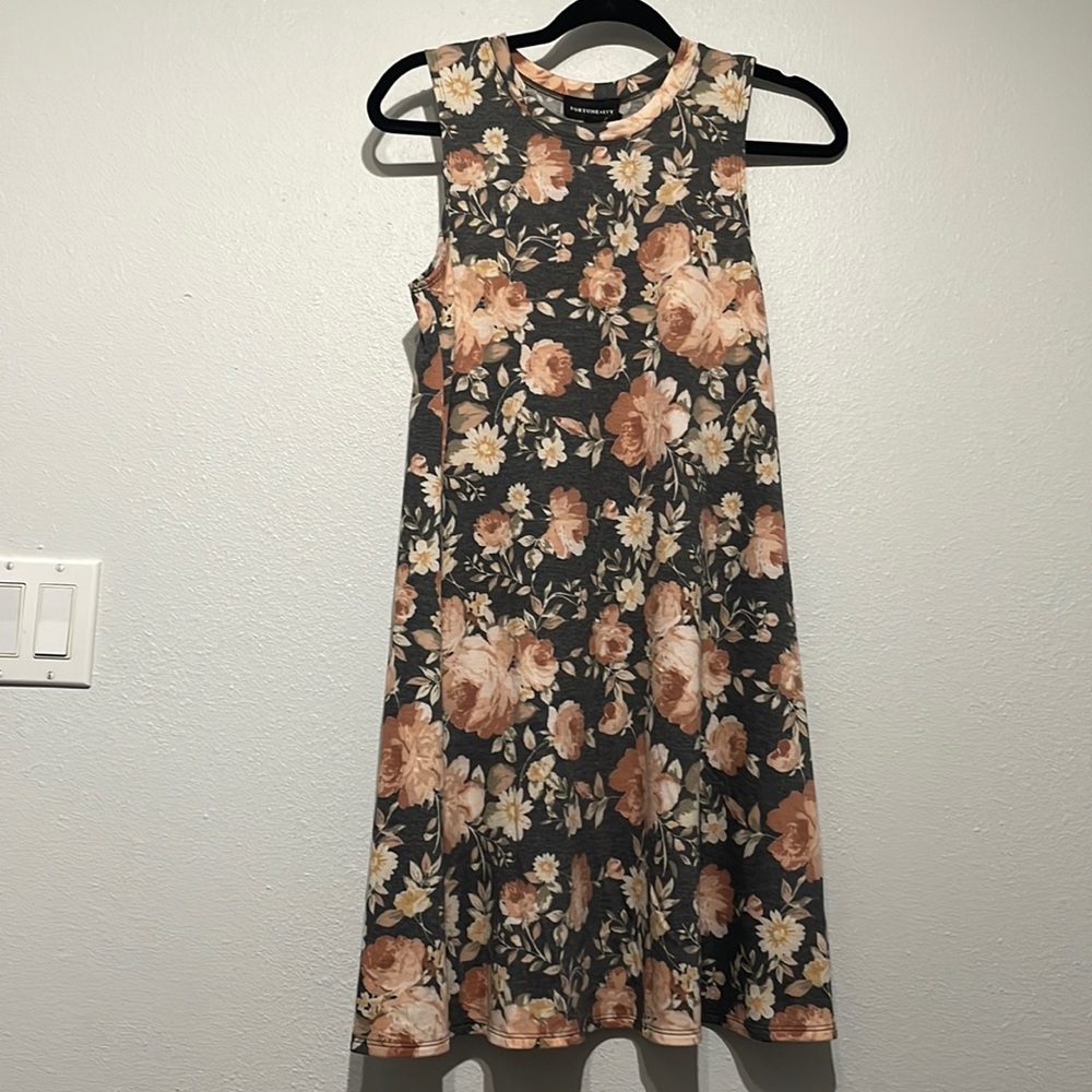 Fortune & Ivy sz small knit dress